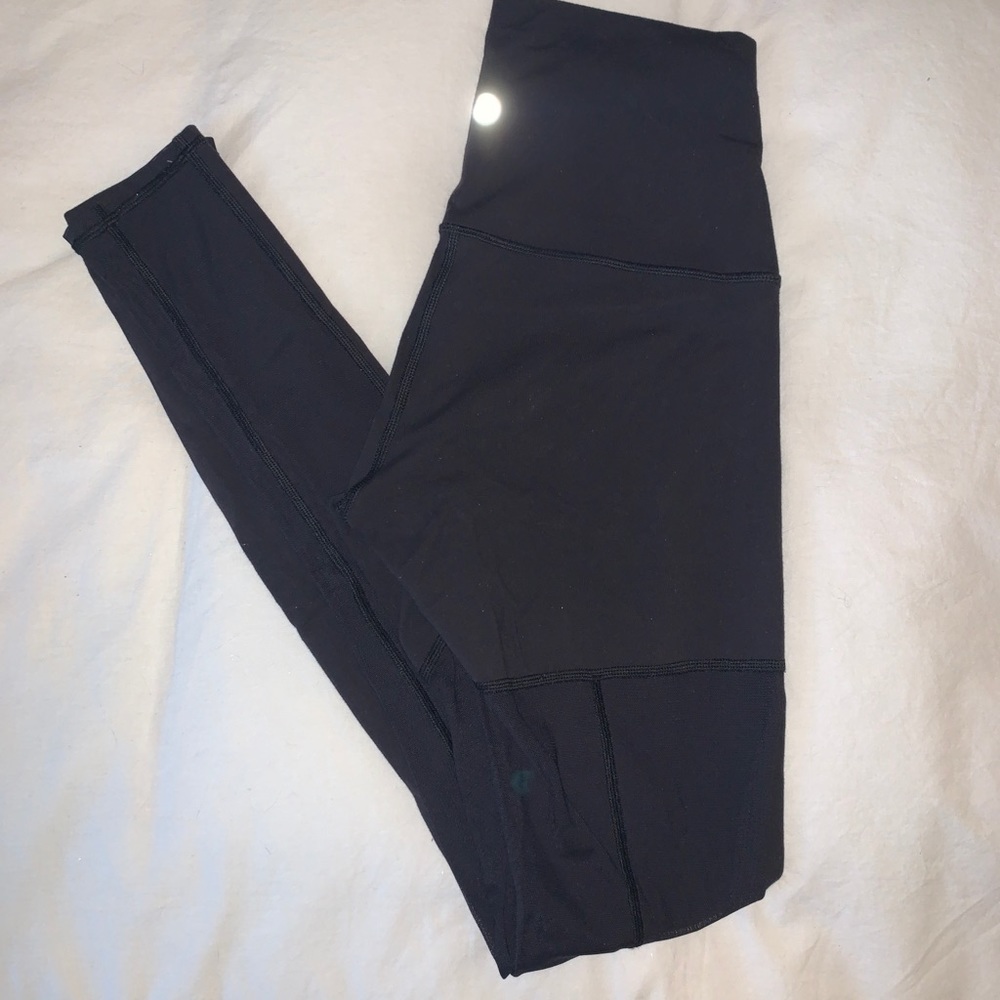 Lululemon leggings with Mesh Detail